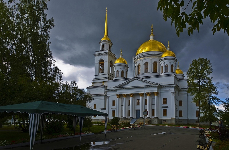 Золотые Купола