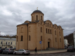 Włodzimierz 
Cerkiew Zaśnięcia Bogarodzicy w Kijowie na Padole  
2011-12-03 01:24:01