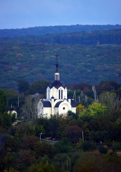 BelomoR 
Успенский храм в селе Доничь Оргеевского района 
2011-12-05 11:30:23