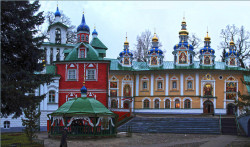 tolmargarita 
Успенский пещерный храм 
2011-12-16 20:42:21