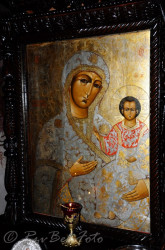 numeprenume 
Icoana Maicii Domnului "Smolenskaya" de la Man. Surpatele (Jud. Valcea) 
2011-12-17 12:32:56