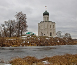buket 
Храм Покрова на Нерли 
2011-12-21 11:04:12