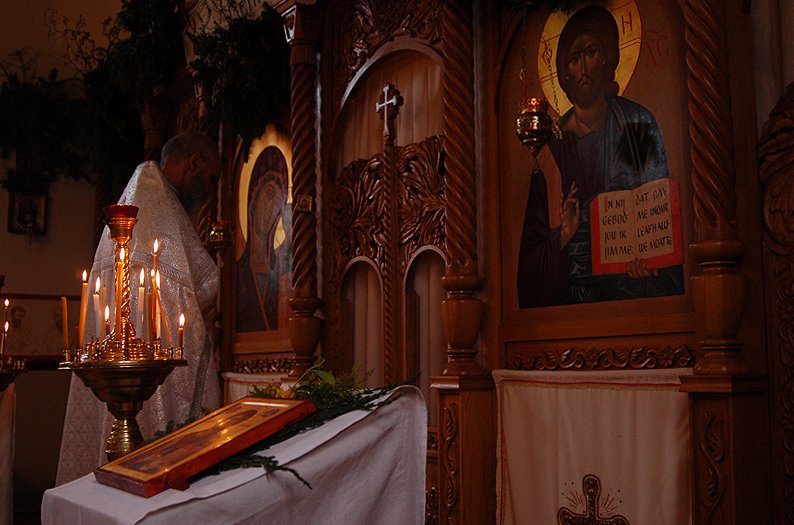 Liturgia w klasztorze św. Mikołaja Cudotwórcy w Hemelum