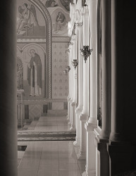 Roman Kovalevsky 
Interior of Kazan icon temple 
2012-01-03 13:32:12