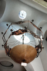 MikaV 
Chandelier in Assembly Church of All Serbian Saints in Mississauga 
2012-01-05 21:16:32