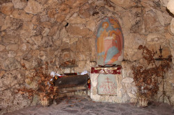 TijanaZemun 
Манастир Каона - Витлејемска пећина 
2012-01-08 21:45:21