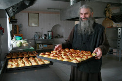 Eshtokin 
Монастырская выпечка 
2012-01-16 12:56:09