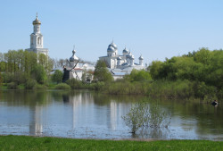 ik70 
Юрьев монастырь 
2012-01-17 19:26:44