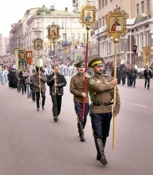 Roman Kovalevsky 
Крестный ход на праздник Казанской Божией Матери 
2012-01-29 11:04:07