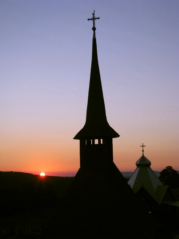 Dor de vară... Mănăstirea Bic - Sălaj. Răsărit de Soare (Sunrise).