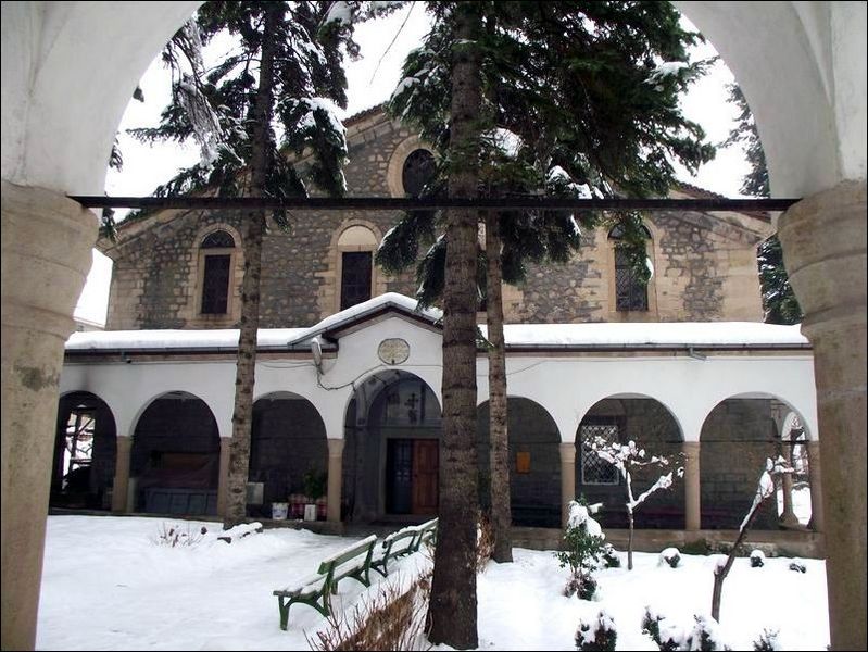  Църквата “Св.Димитър” в гр. Пещера (1831г.)