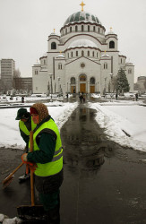 AleksaSrbin 
и даље снег у Београду 
2012-02-06 20:19:11
