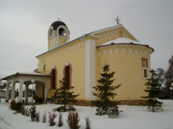 Diyana 
храм "Св. Теодор Стратилат" в с. Долни Богров, Софийско 
2012-02-08 09:18:46