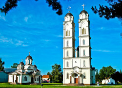1_Milan 
Hram Sv Petke u Grcici, Brcko, BiH 
2012-02-27 22:09:47