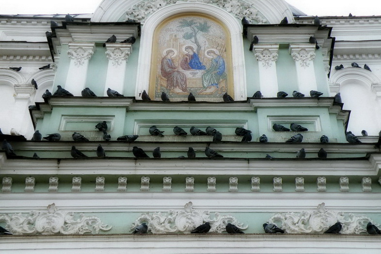 Манастирски чувари