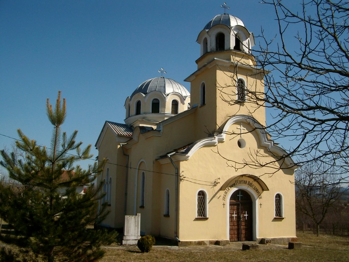 храм "Св. Георги" в с. Равнище, Ботевградско