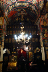 Mitrut Popoiu 
iconostasis 
69 
2012-03-03 16:04:18