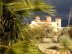 Alexsi 
St. Pasius Serbian Orthodox Monaster, Safford, Arizona 
2012-03-17 17:33:02