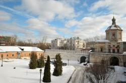 BIN63 
Петропавловский храм 
2012-03-17 20:25:36