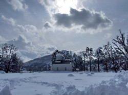 ketevanbd 
На темељима старог цетињског манастира  
2012-03-19 12:09:02