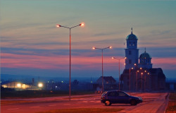 pajo 
Hram u sumrak 
2012-03-23 20:07:37