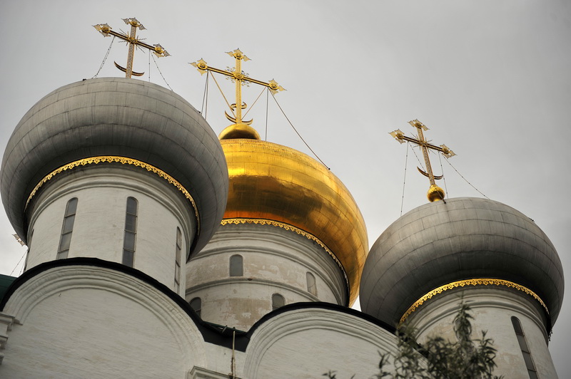 Купола собора в честь Смоленской иконы Божией Матери