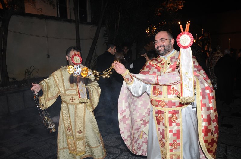 Censing during the procession of Plashanitsia