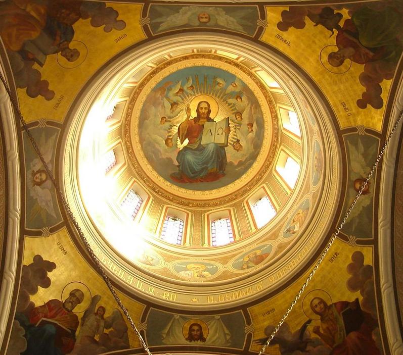  Iisus Hristos Pantokrator, cupola Catedralei Armene din Bucureşti, România