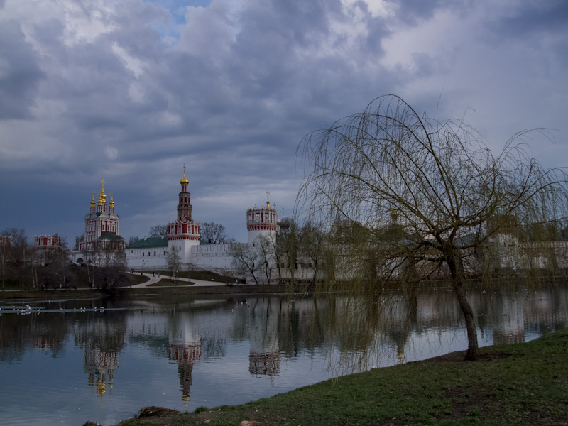 Новодевичий монастырь в Москве