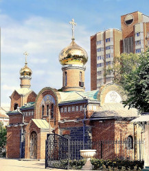Roman Kovalevsky 
Храм в честь св. Иоанна Кронштадского 
2012-04-01 14:27:58