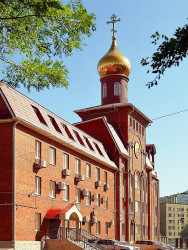 Roman Kovalevsky 
Храм в честь св.  Серафима Саровского 
2012-04-01 14:29:11