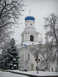 Sergey_Fandikov 
Свято-Успенская Святогорская лавра (покровский храм) 
2012-04-02 21:09:16
