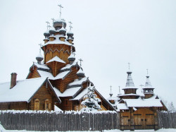 Sergey_Fandikov 
Свято-Успенская Святогорская лавра (скит всех святых) 
2012-04-02 21:10:16