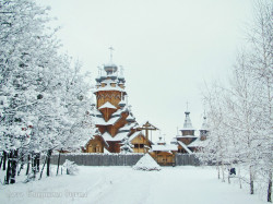 Sergey_Fandikov 
Свято-Успенская Святогорская лавра (скит всех святых) 
2012-04-02 21:11:00