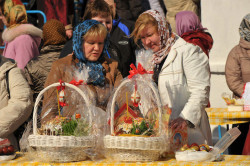 BIN63 
На Пасху 
2012-04-15 13:51:17