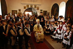 Miljan Miletic 
Дочек Епископа крушевачког Г. Давида (Перовића)  
2012-04-19 20:40:46