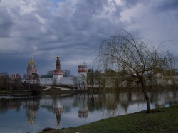solart 
Новодевичий монастырь в Москве 
2012-04-22 22:45:03