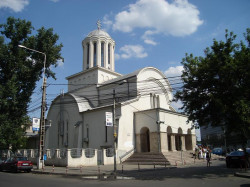 Wyoryka 
Biserica Sfinţii Mari Împăraţi Constantin şi Elena, Bucureşti, România. 
2012-04-24 12:36:34