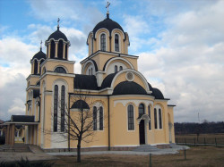 Nesko 
Храм Св.Максима Исповедника у Костолцу, Србија 
2012-04-25 21:45:44