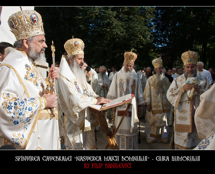 Evanghelia... Ευαγγέλιο... Eвангелие... Gospel...