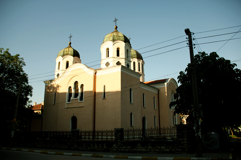 храм св.Апостоли (1908)