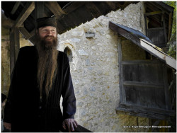 hmiodrag 
Monah Petar 
108 
2012-05-01 11:36:05