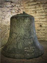 benchy 
Замлъкналата камбана / The silenced bell 
2012-05-08 10:38:21