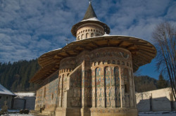 zaytsuca 
Voronet monastery 
2012-05-31 17:59:15