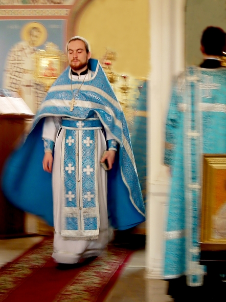 Священник