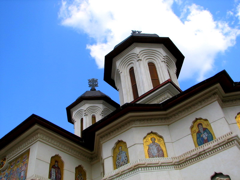Mănăstirea Sfinţilor Români, Bucureşti