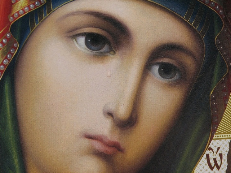 Maica Domnului plange/ God`s Mother cries
