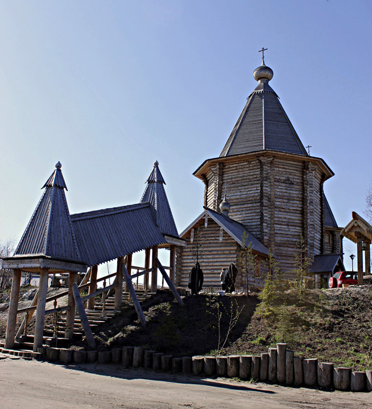 Трифонов-Печенгский монастырь