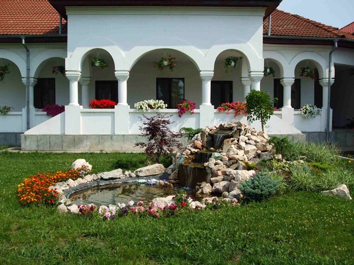 La Manastirea Ghighiu