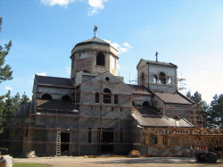 Nesko 
Храм Преображења Господњег  на Златибору 
2012-06-03 23:43:06